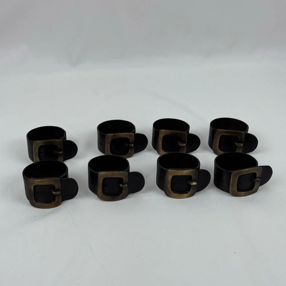 Set of 8 Pottery Barn Santa Belt Napkin Rings – Holiday Table Decor